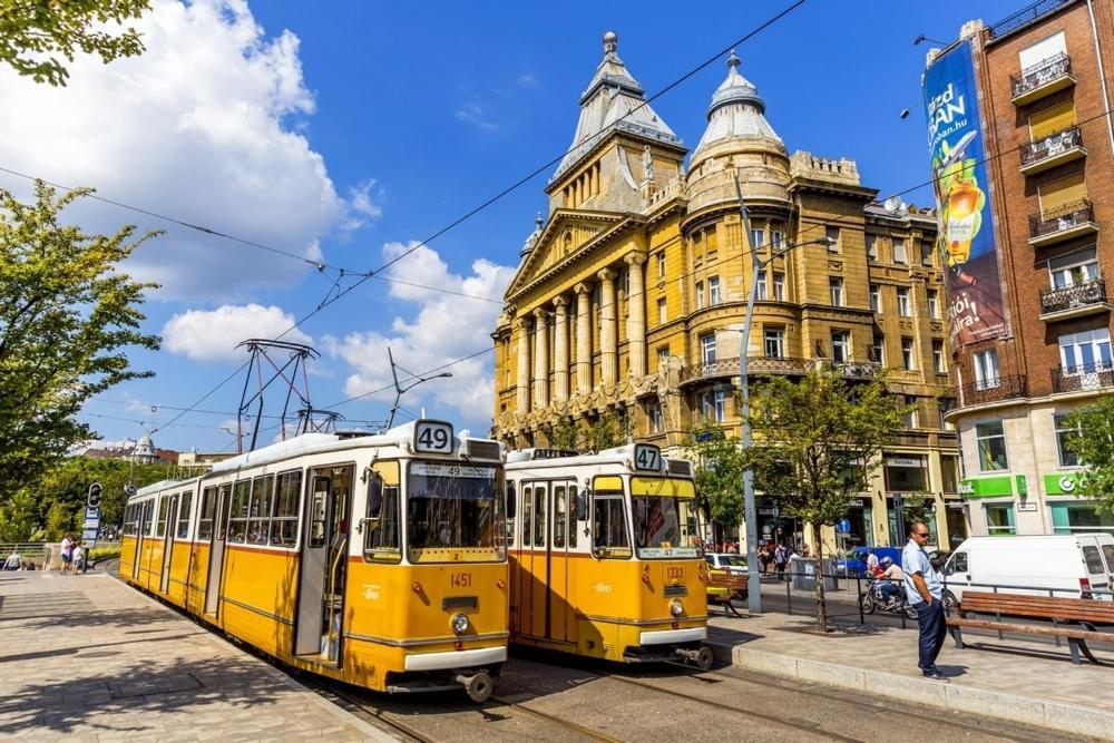 Central Point Budapest Exterior foto