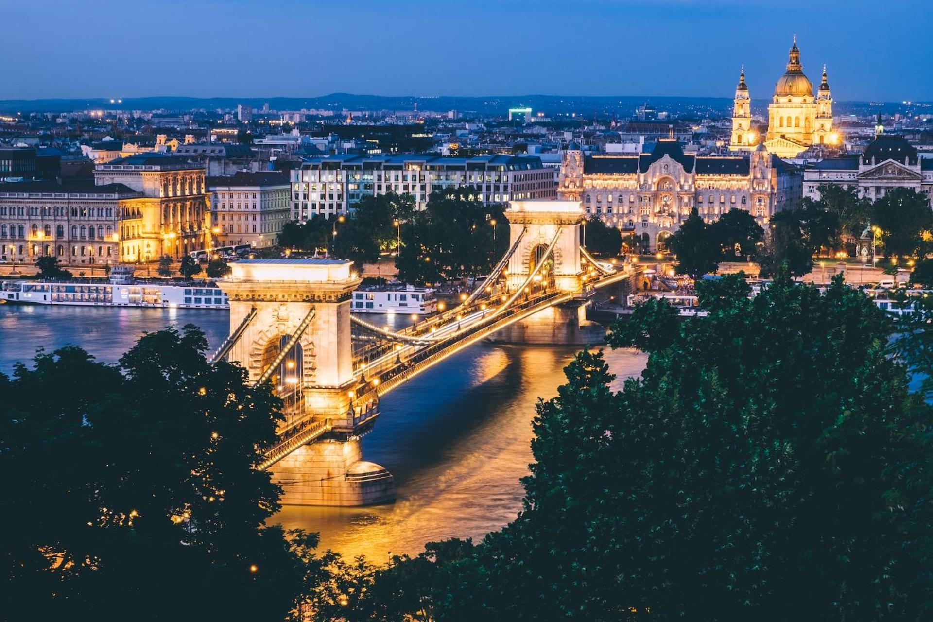 Central Point Budapest Exterior foto